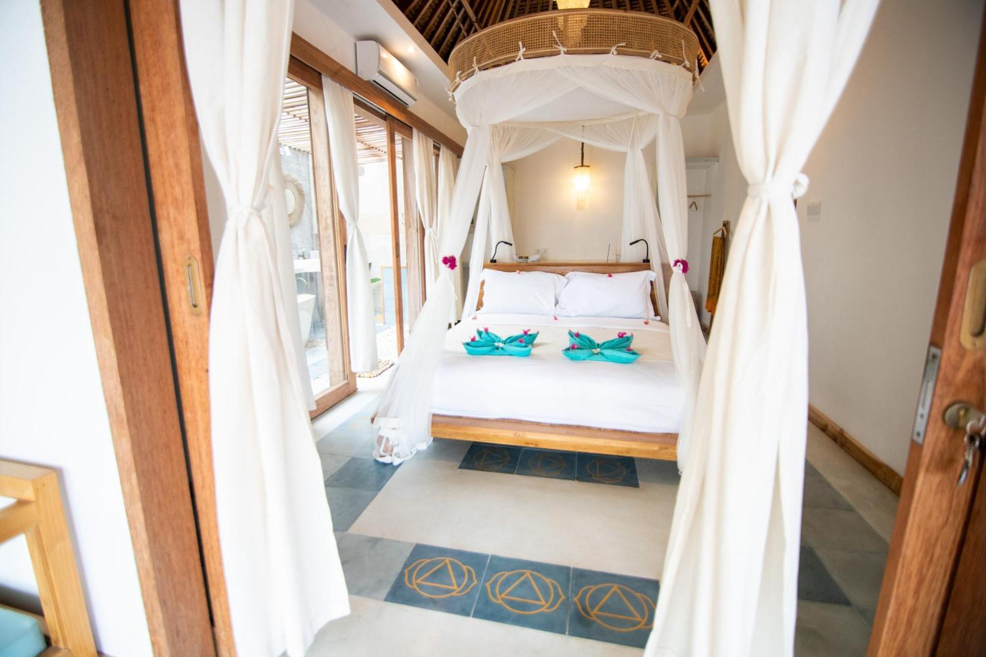 Mandala Beach Healing Rooms Gili Air Exterior photo